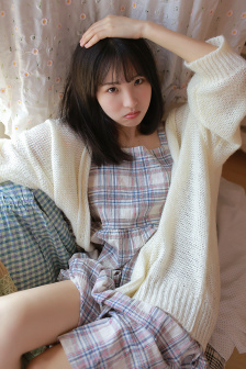 男上司与女下属聊天